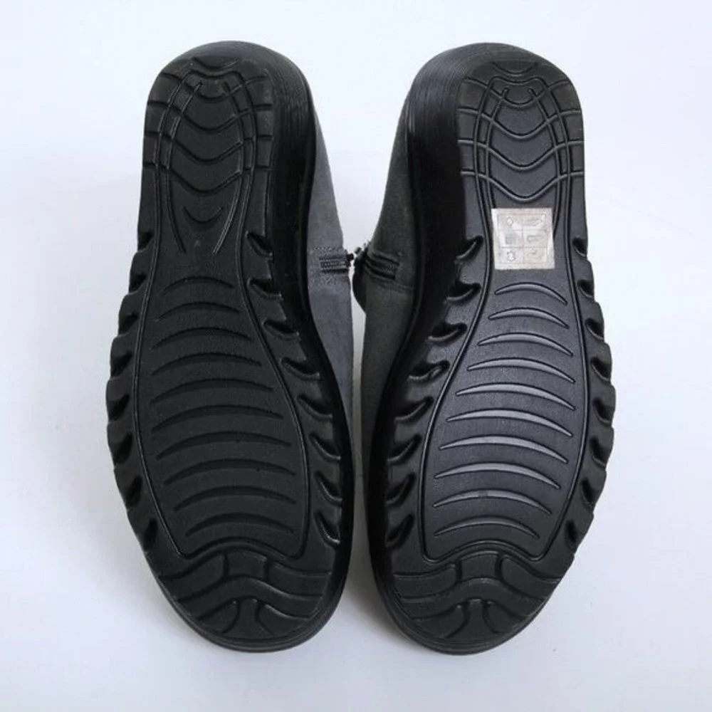 NWT Skechers Parallel Ditto‎ Suede Ankle Booties Gray Women 9.5